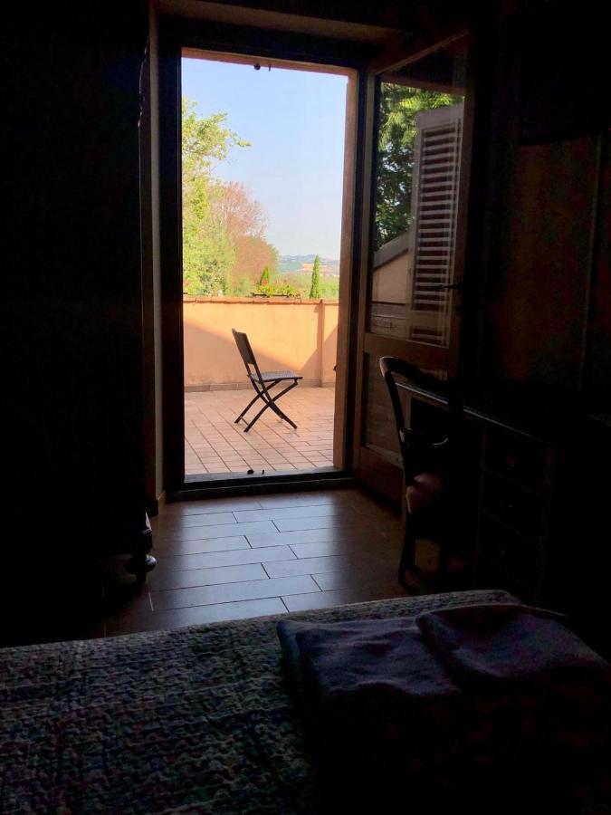 مبيت وإفطار مونتيهمارثيانو Fontebella المظهر الخارجي الصورة