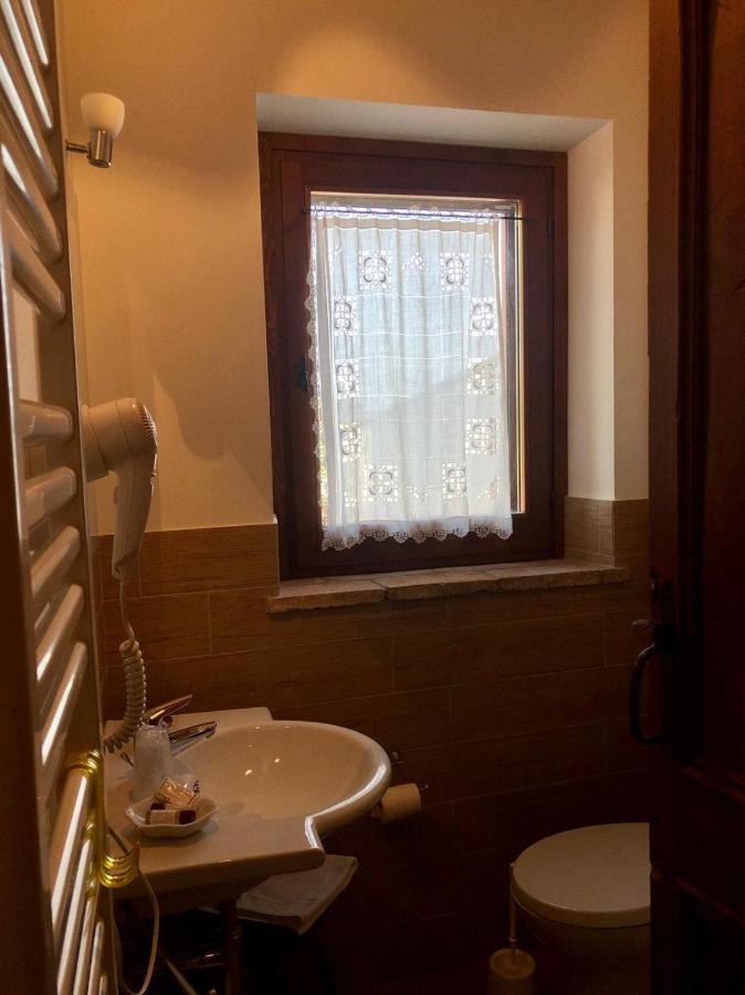مبيت وإفطار مونتيهمارثيانو Fontebella المظهر الخارجي الصورة